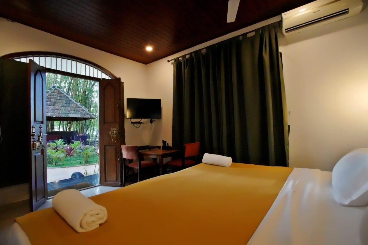 Bamboo Lagoon Backwater Front Resort Alappuzha Экстерьер фото